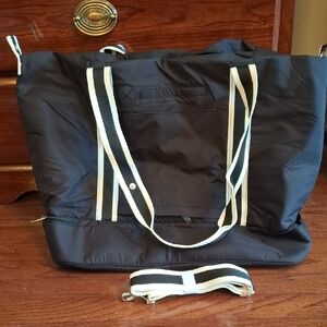 Thirty One Deluxe Travel Tote